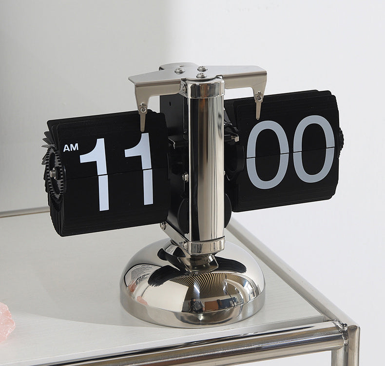Automatic Page Turning Mechanical Clock Balance Calendar European Style Creative Gateway Desktop Decoration（With Battery）